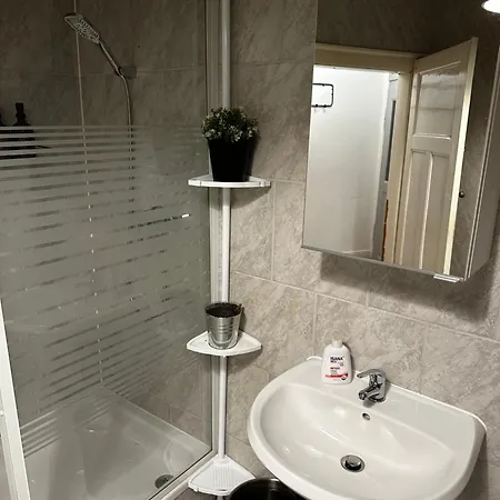 Apartamento Easy By Interior - Bhf Naehe, Zentral, Modern, Parkplatz Extra Niederdorla