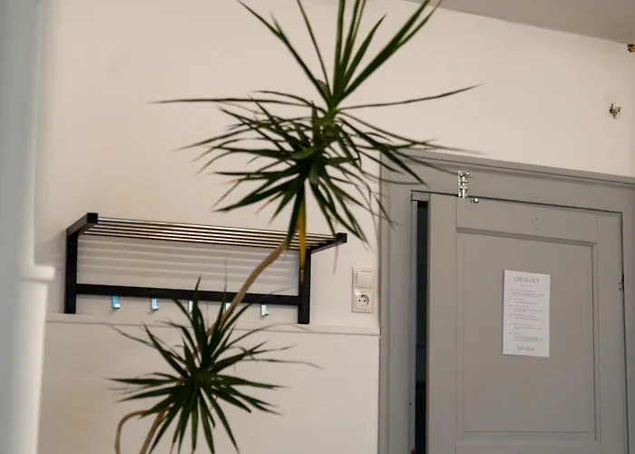 Easy By Interior - Bhf Nähe, Zentral, Modern, Parkplatz Extra Apartment