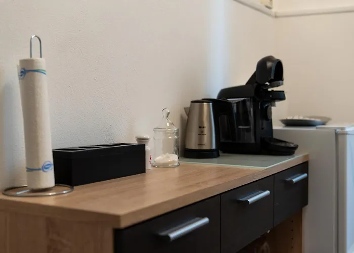 Apartment Easy By Interior - Bhf Nähe, Zentral, Modern, Parkplatz Extra Niederdorla